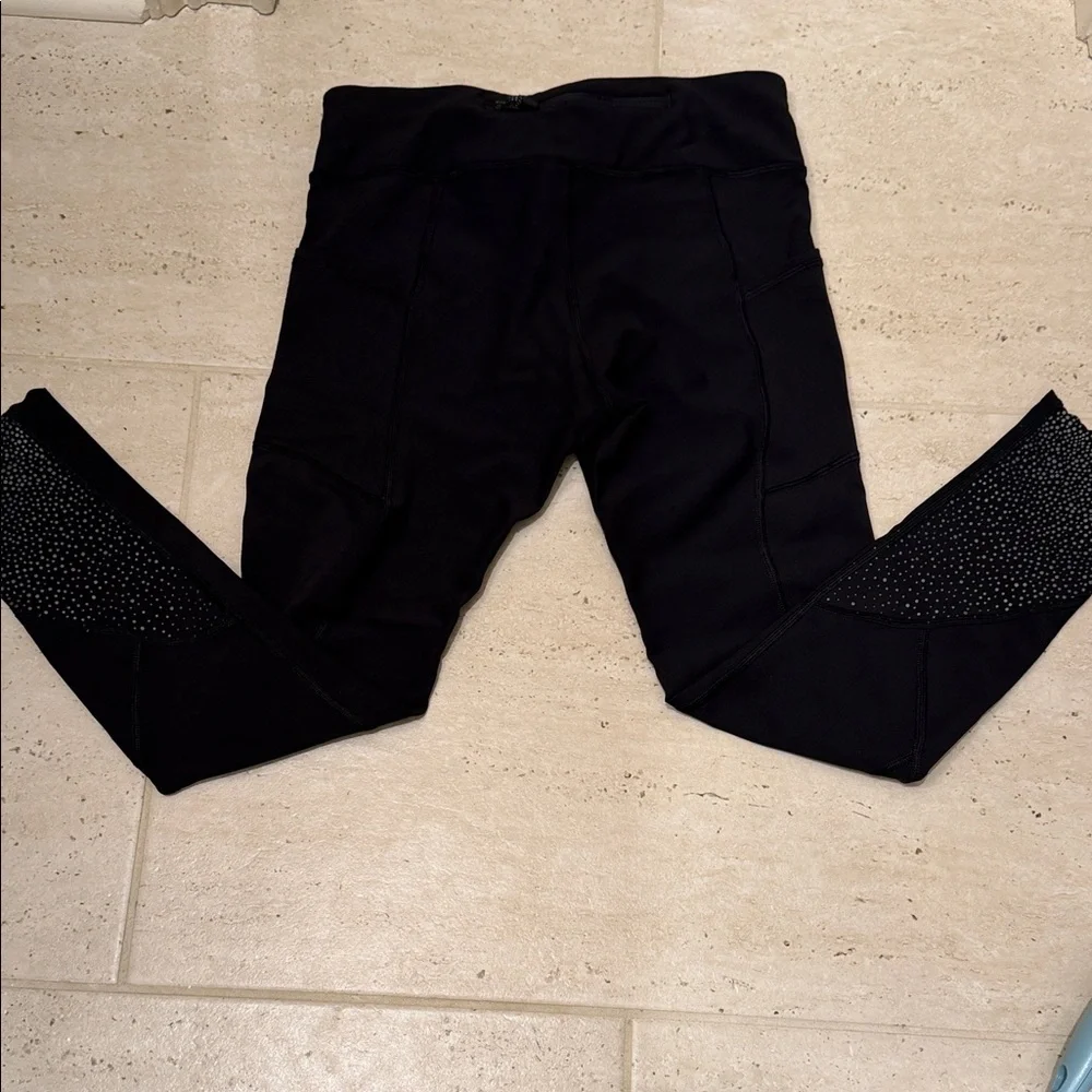 Lululemon 23” Women’s Tight Stuff leggings Size 6 Reflective Scallop Hem black - Picture 4 of 16